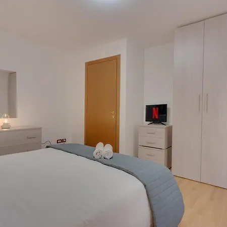Centro - 3 Letto & Balcone Privato * Cormons